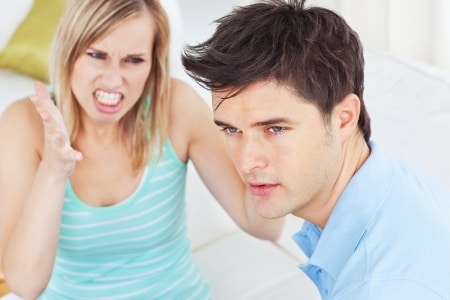 girlfriend confronting cheating boyfriend