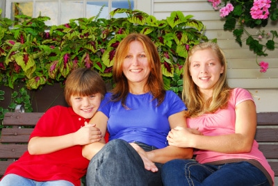 kids keeping mom from finding new love
