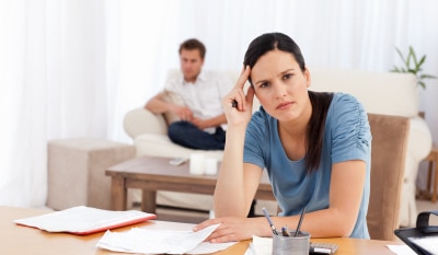 wife thinking about divorce because of a high gap in salary with husband