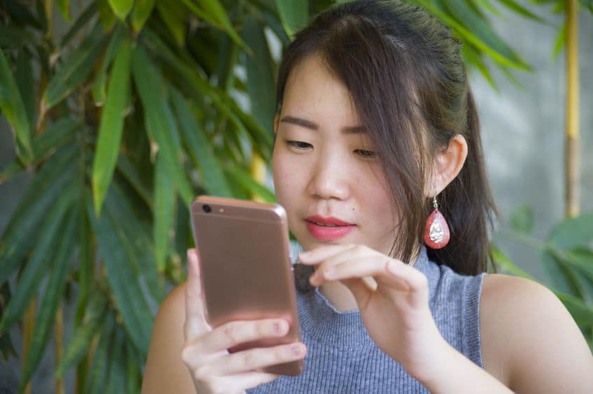 Do Millennials Lack Social Skills Because of Dating Apps and Texting?