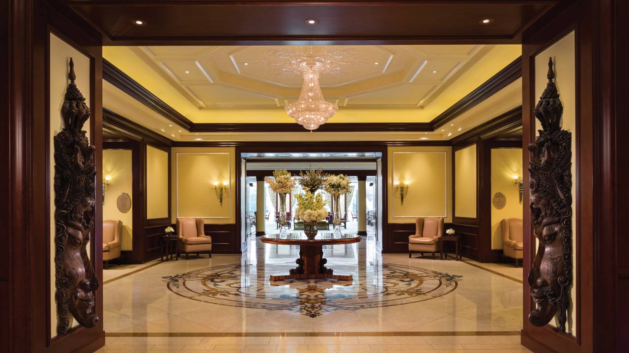 Hotel Foyer