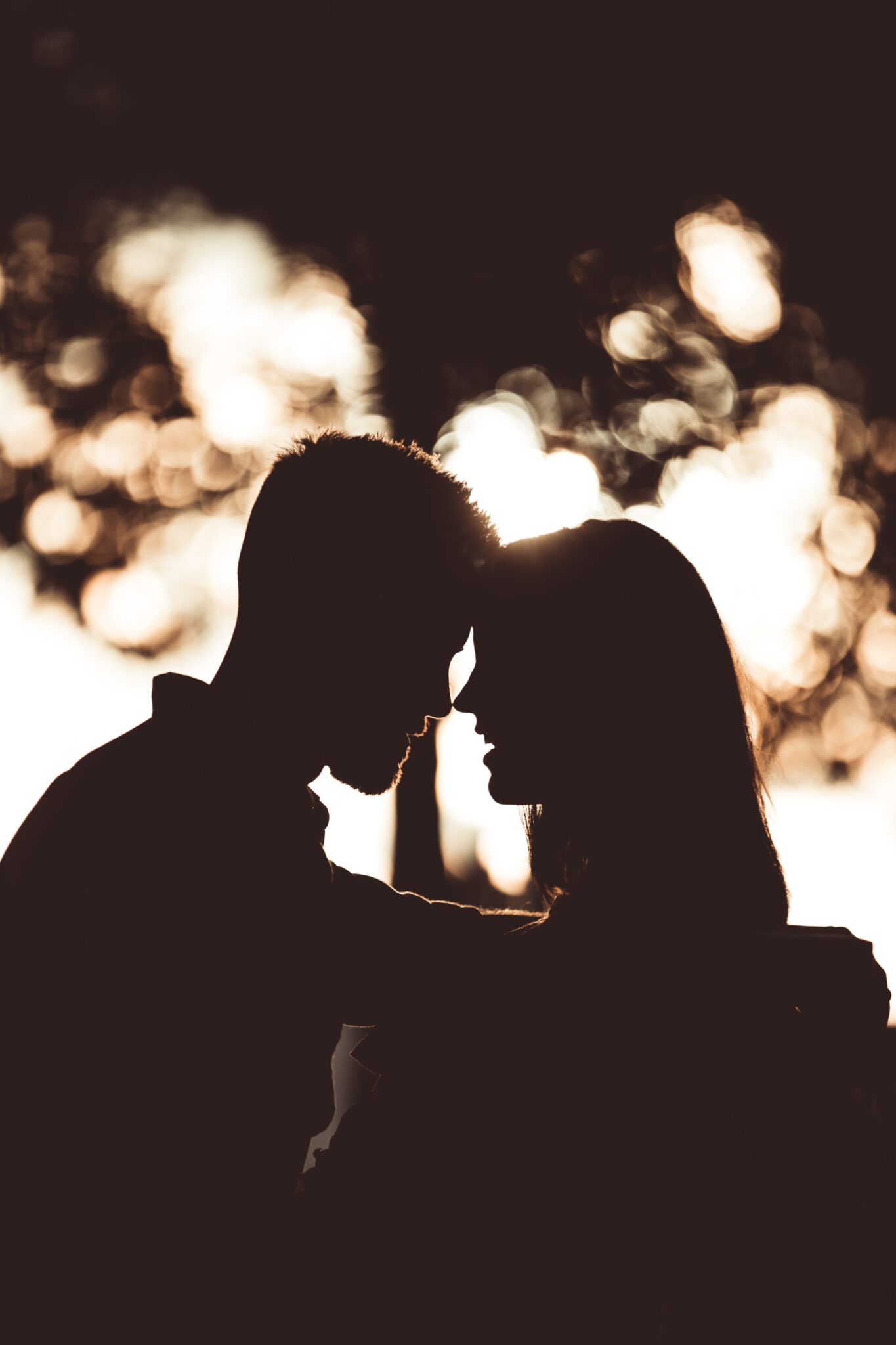 40 and Single – Sinking or Swimming in the Dating Pool
